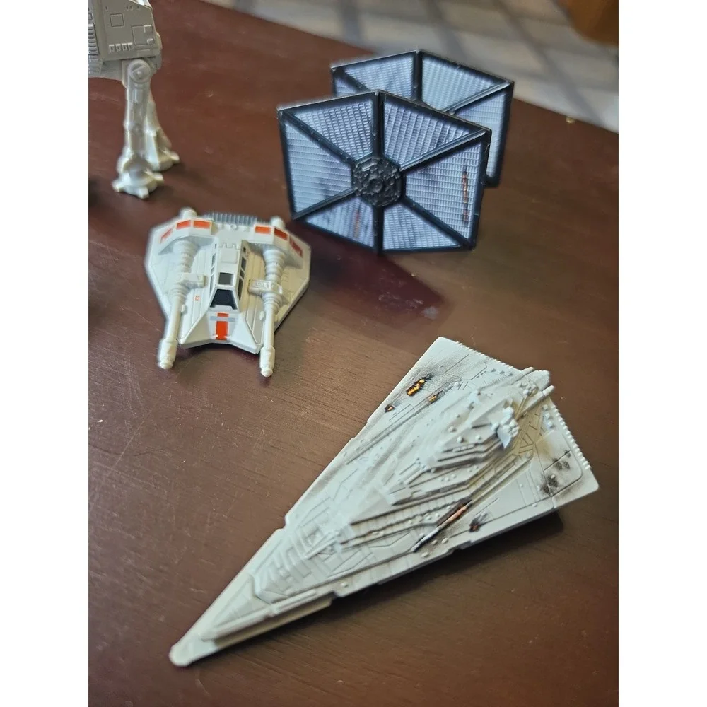 Star Wars Starships Hot Wheels‎ Lot Of 5 Die-Cast LFL Vehicles